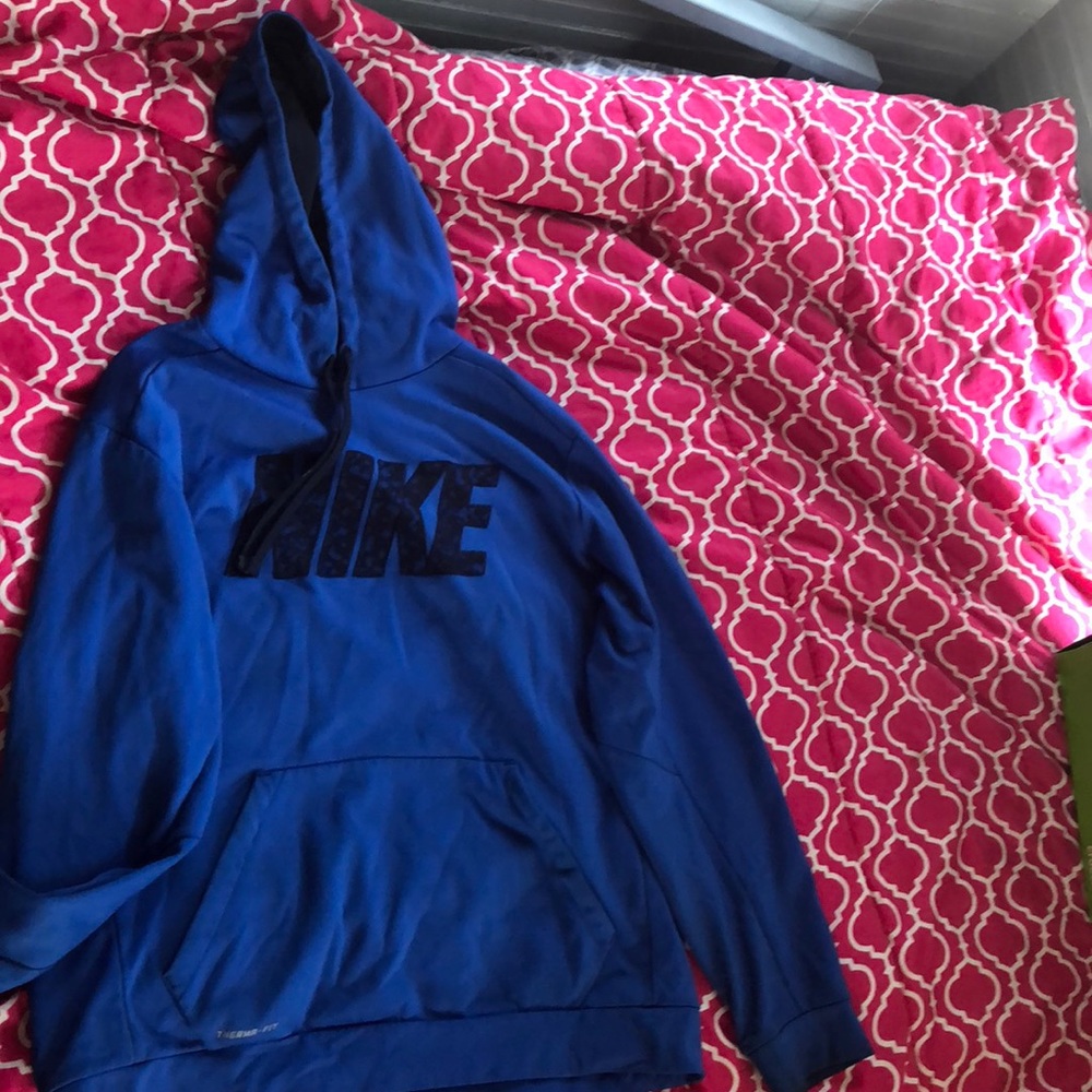 I will be selling a Nike hoodie